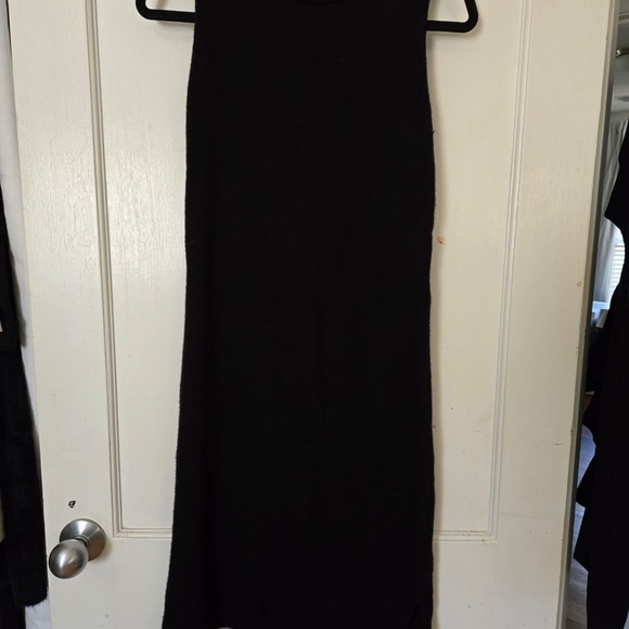 Athleta Sleeveless Maxi Dress - Size Medium - Picture 6 of 6